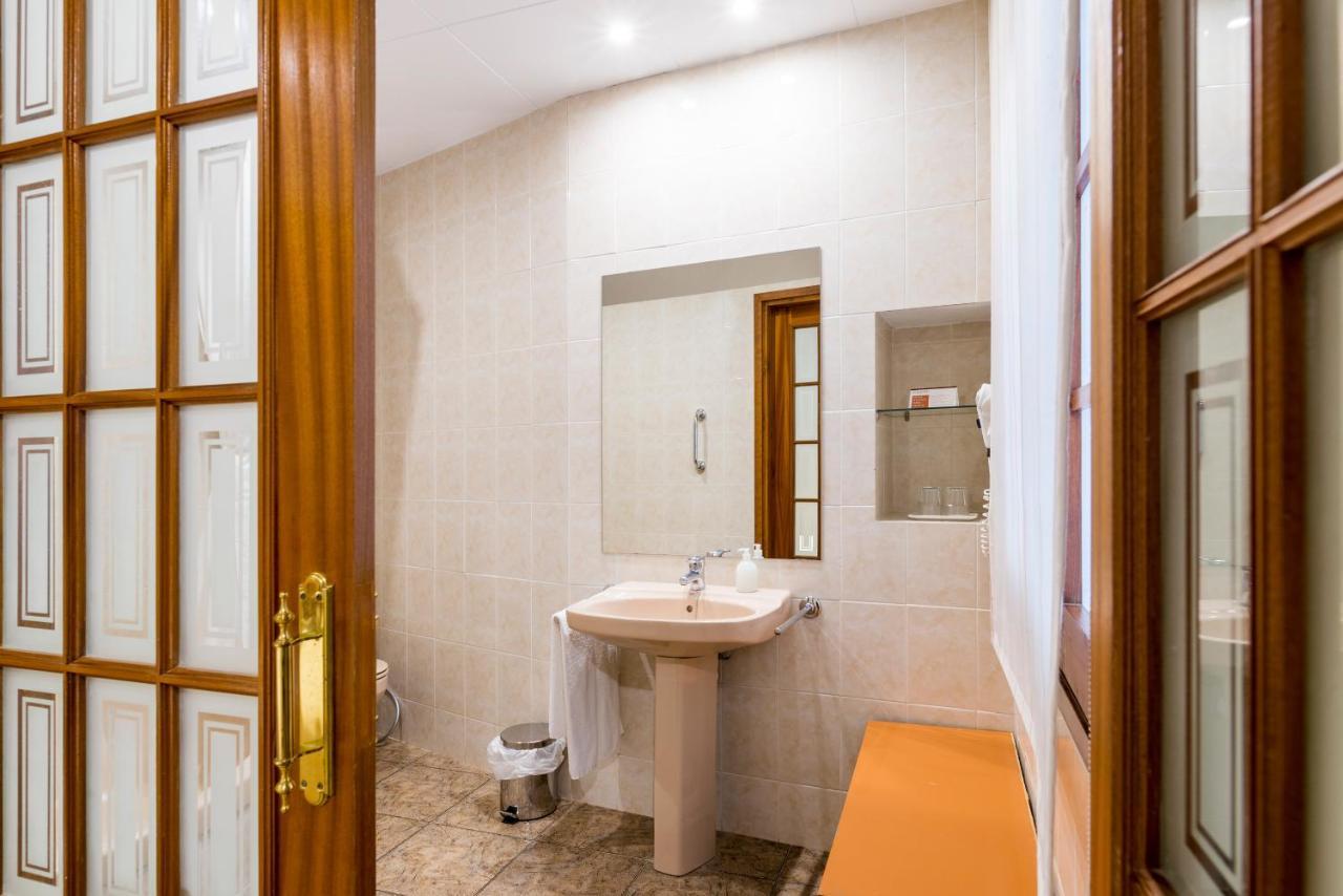 Hotel Capri Tossa de Mar Ngoại thất bức ảnh