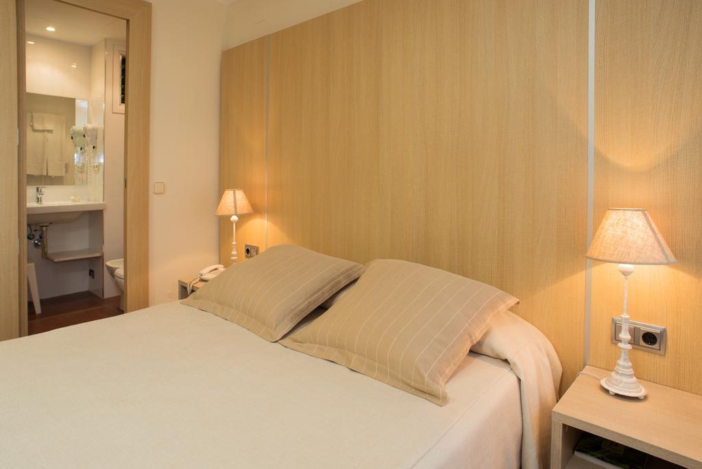 Hotel Capri Tossa de Mar Ngoại thất bức ảnh