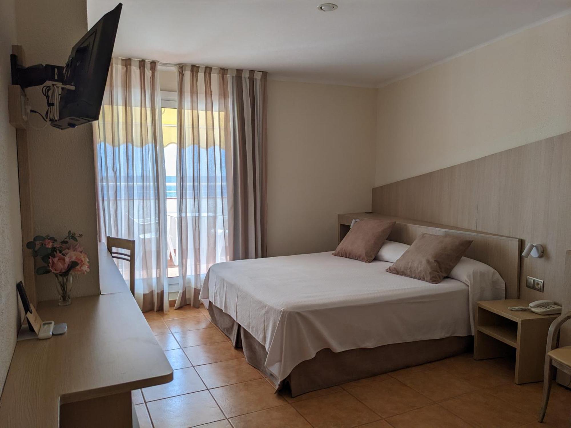 Hotel Capri Tossa de Mar Ngoại thất bức ảnh